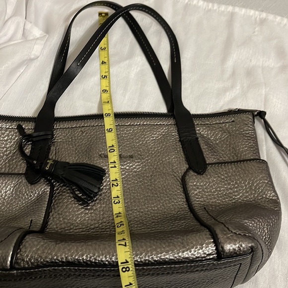 Beautiful Cole Haan silver and black shoulder bag. - Picture 10 of 10